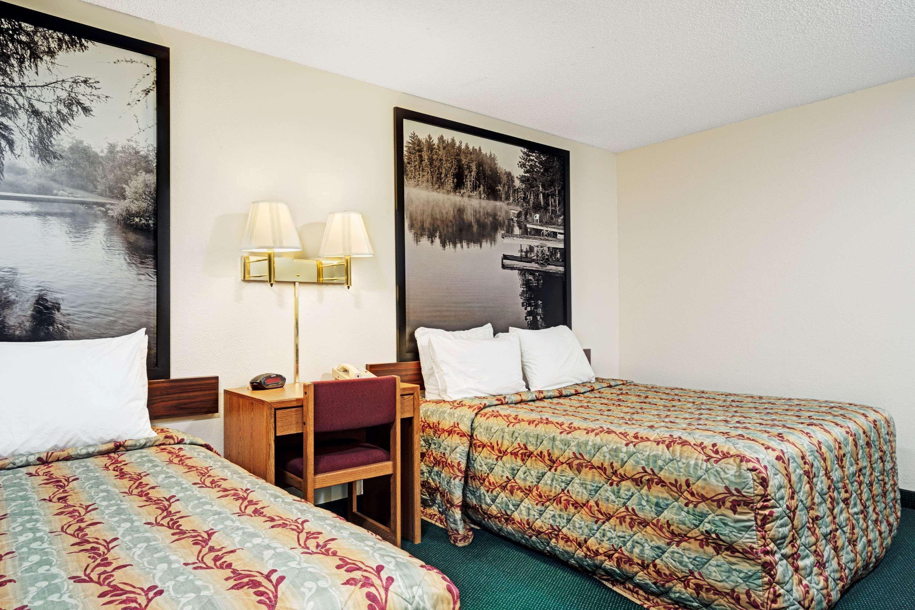 Super 8 By Wyndham Rogers Minnesota Экстерьер фото